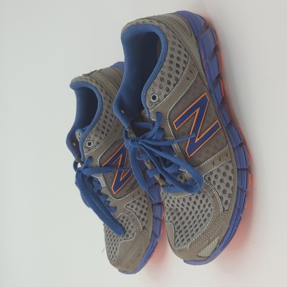 New Balance 750 v1 Running Athletic Shoe Purple Grey Orange Shoes - Picture 3 of 6